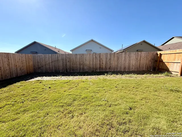 $1,495 | 788 Bullsnake Trail, New Braunfels, TX 78132