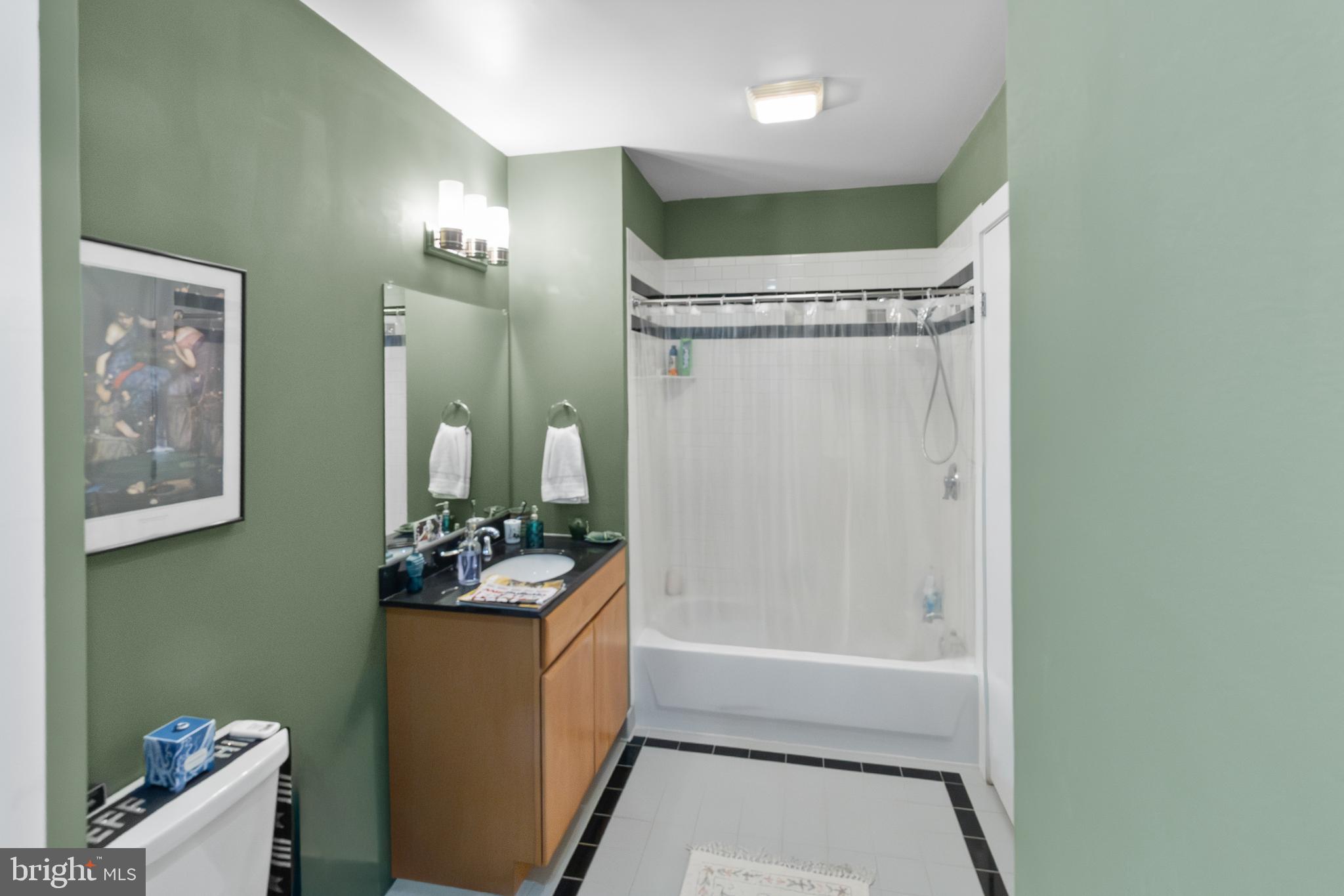 22 South Howard Street, Unit R503 Baltimore, MD 21201 - Photo 23 of 35