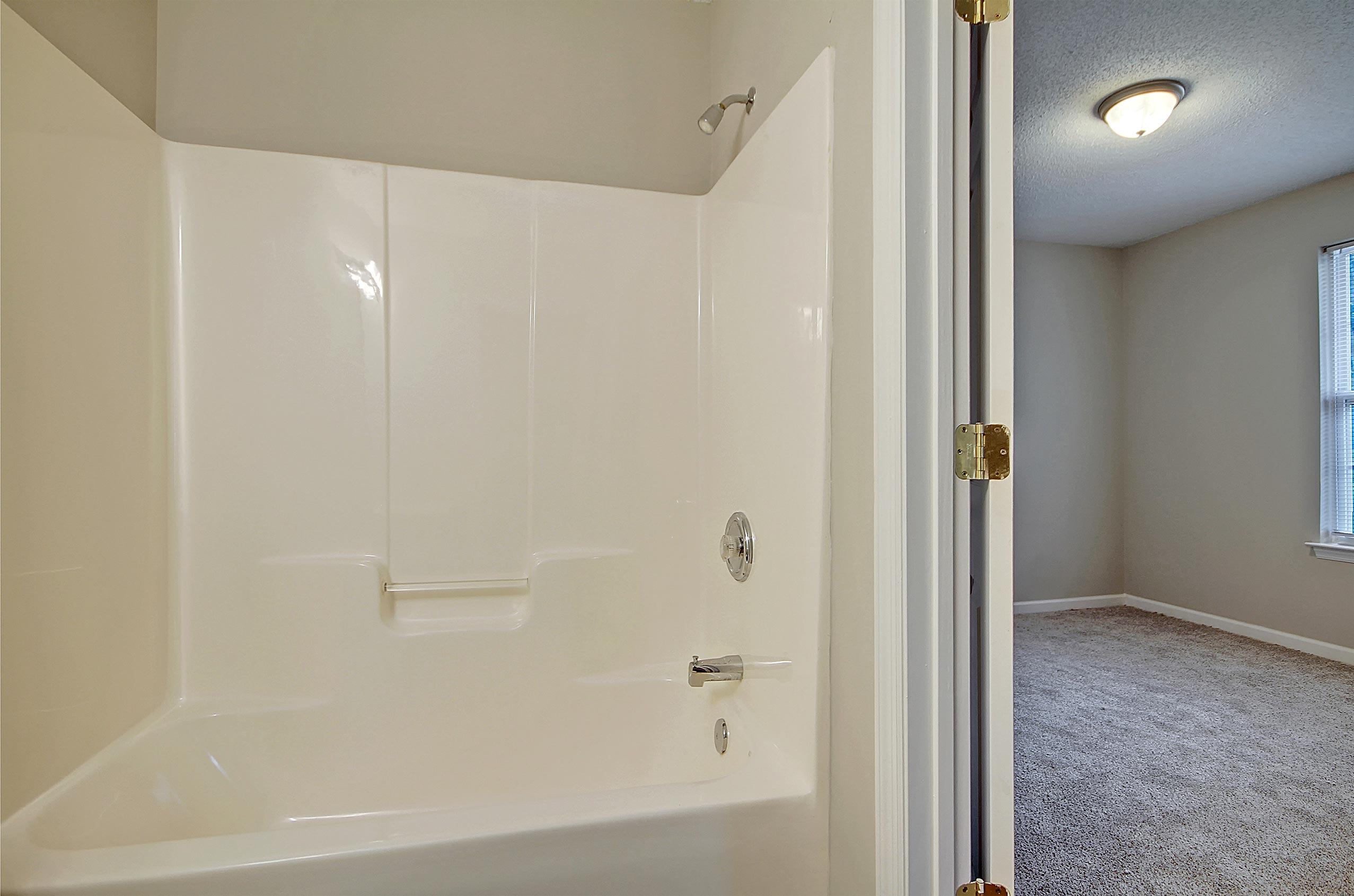 8077 Vermont Road North Charleston, SC 29418 - Photo 24 of 36 CREM_8077 Vermont_026