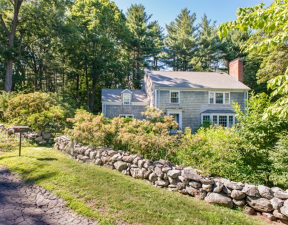44 Juniper Road Belmont, MA 02478 - Photo 1 of 15 Gallery Image 1
