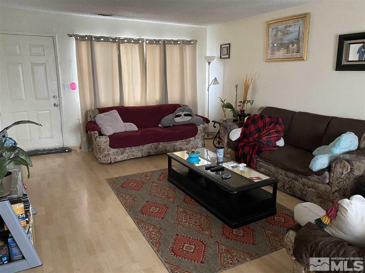 1090 Barstow Street Reno, NV 89512 - Photo 3 of 5 Photo 3