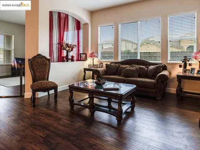 $758,888 | 10 Da Vinci Court, Oakley, CA 94561