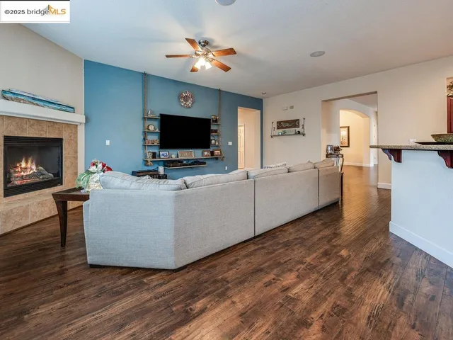 $758,888 | 10 Da Vinci Court, Oakley, CA 94561