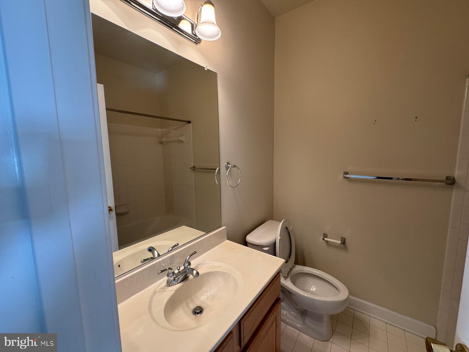 42474 Magellan Square Brambleton, VA 20148 - Photo 25 of 31 a bathroom with a sink toilet and shower