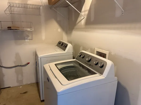 $181,300 | 2138 Stone School Circle, Ann Arbor, MI 48108