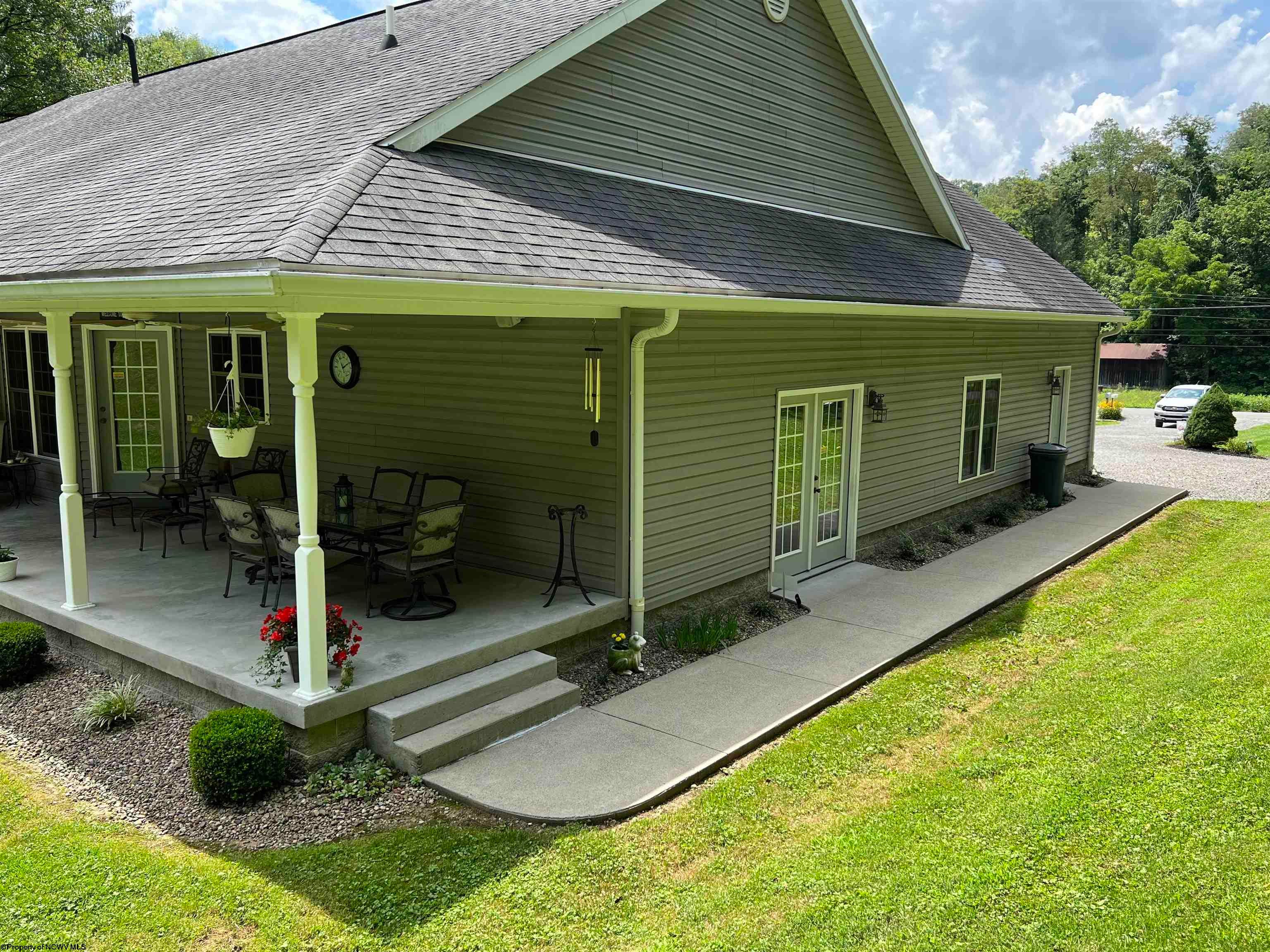 920 Wyatt Road Mannington, WV 26582 - Photo 29 of 30 Gallery Image 29