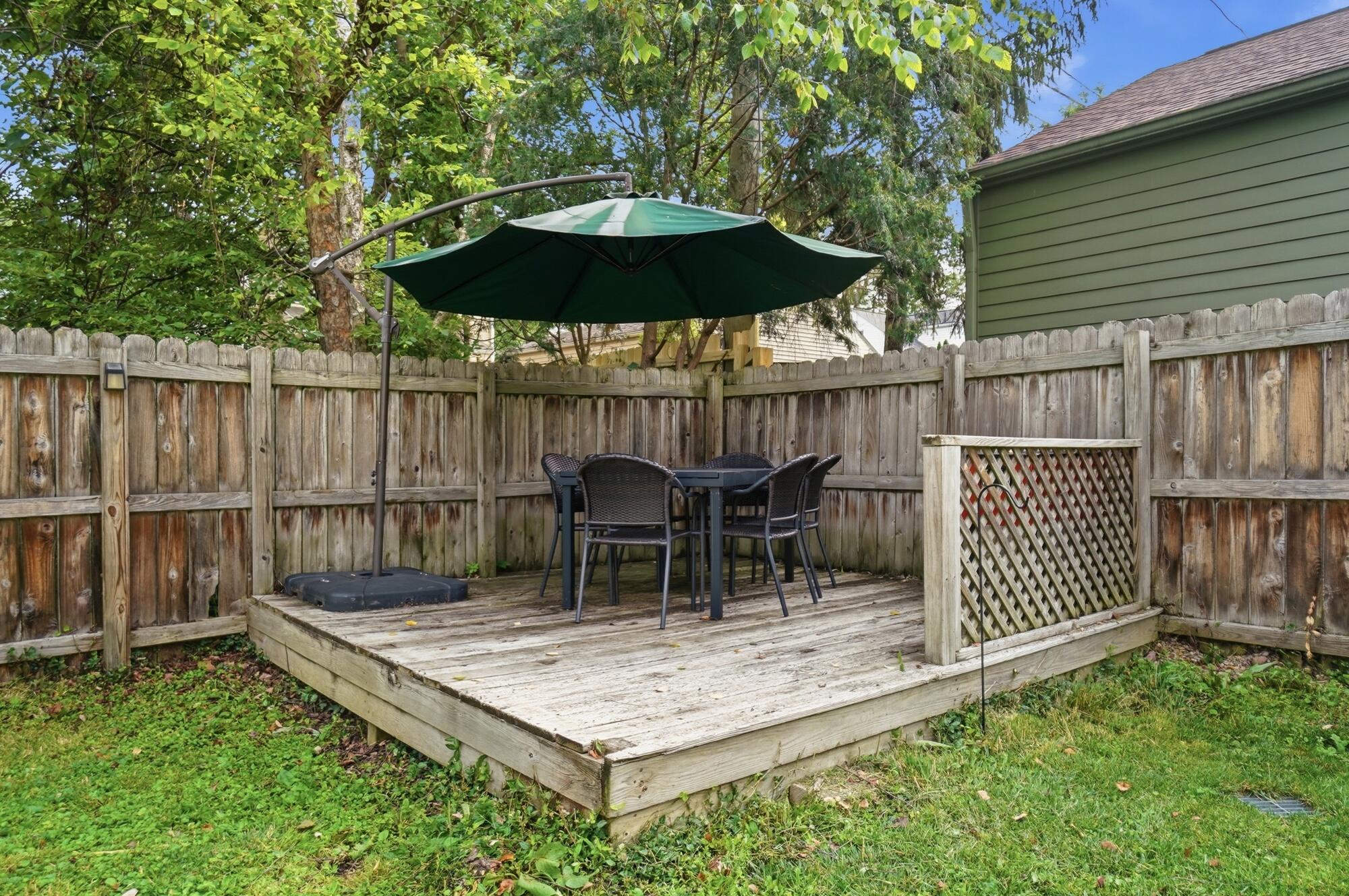 214 Northridge Road Columbus, OH 43214 - Photo 7 of 37 Private deck area is nice for cookouts and outdoor living.