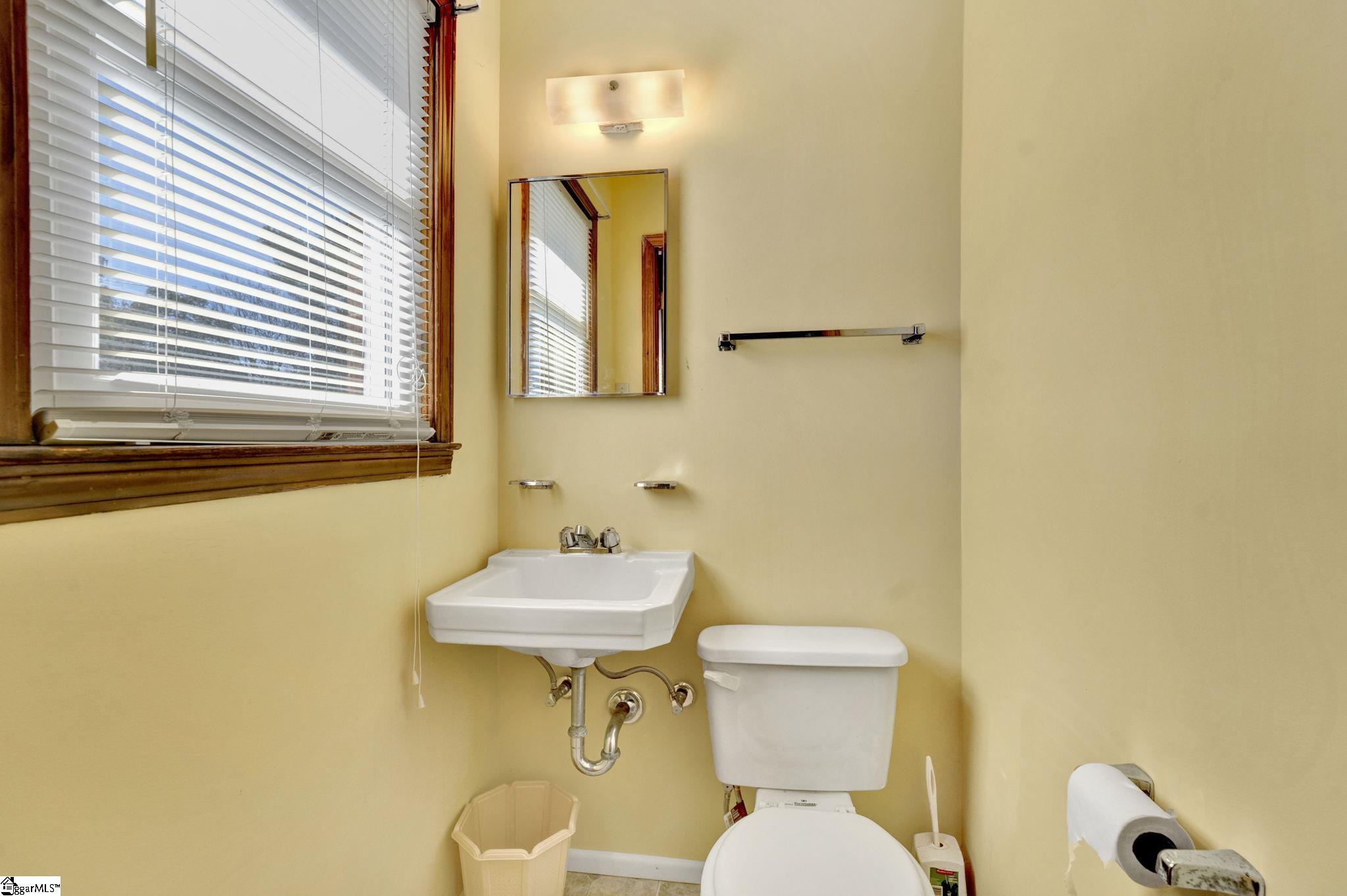 403 Edith Street Anderson, SC 29626 - Photo 27 of 35 Gallery Image 27