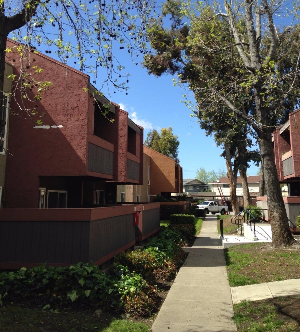 464 Dempsey Road, Unit 265 Milpitas, CA 95035 - Photo 8 of 15 a view of a garden with pathway