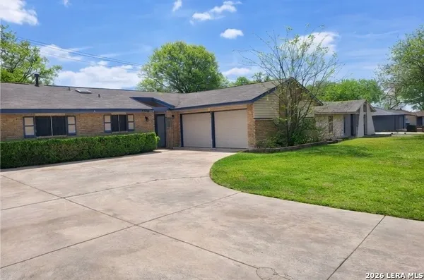 $1,680 | 4250 Bayliss Street, San Antonio, TX 78233