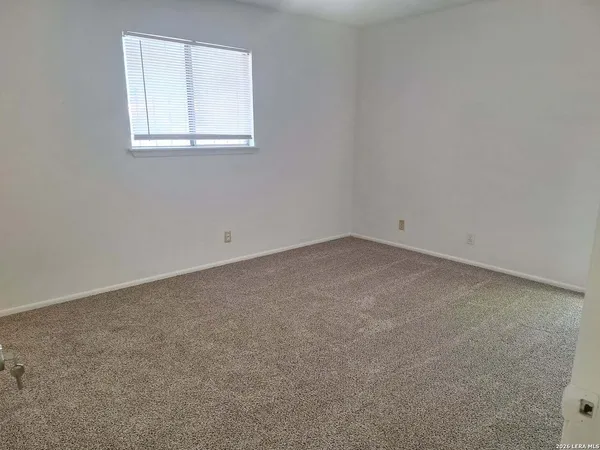 $1,680 | 4250 Bayliss Street, San Antonio, TX 78233
