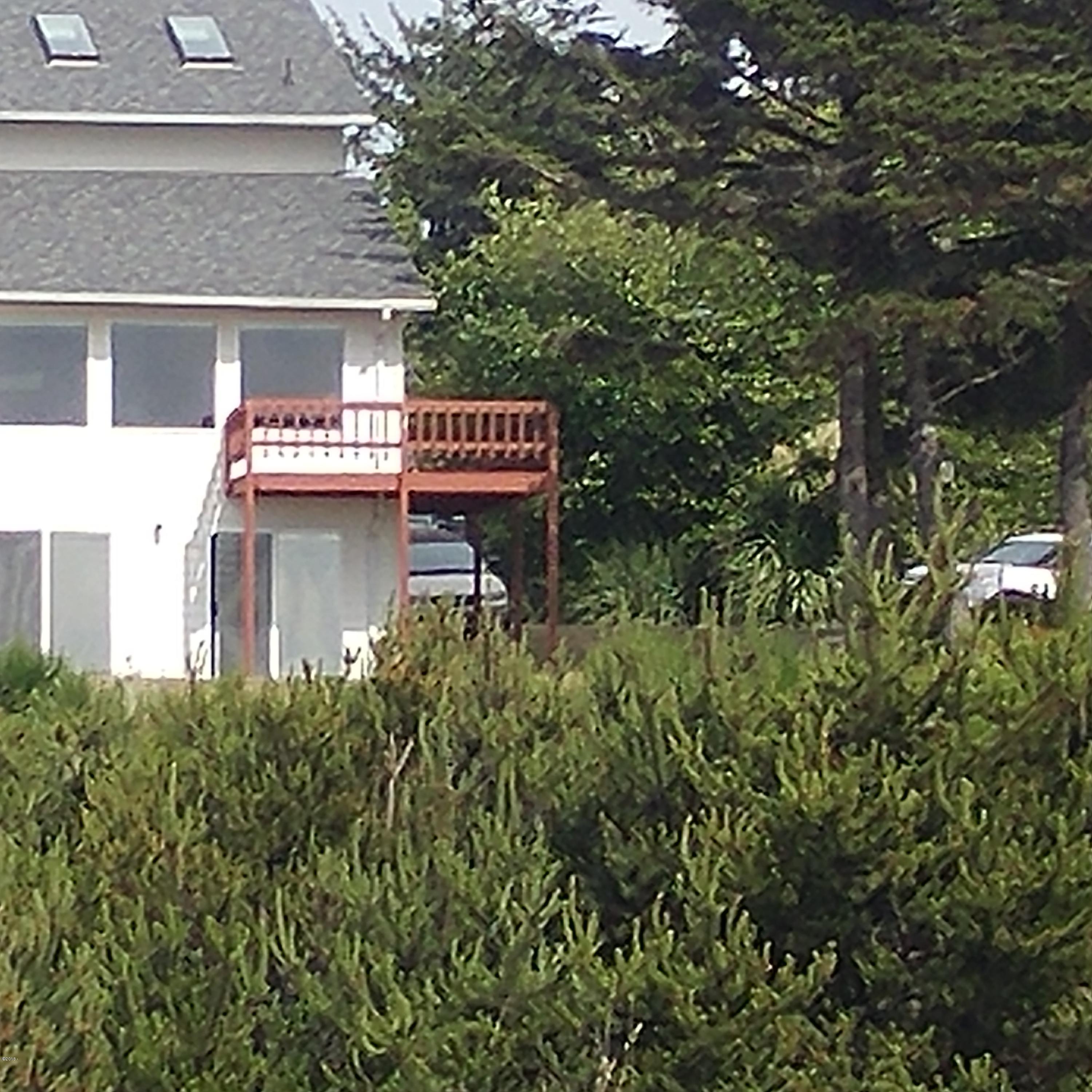 2750 Southwest Coho Street Newport, OR 97366 - Photo 1 of 13 Looking East