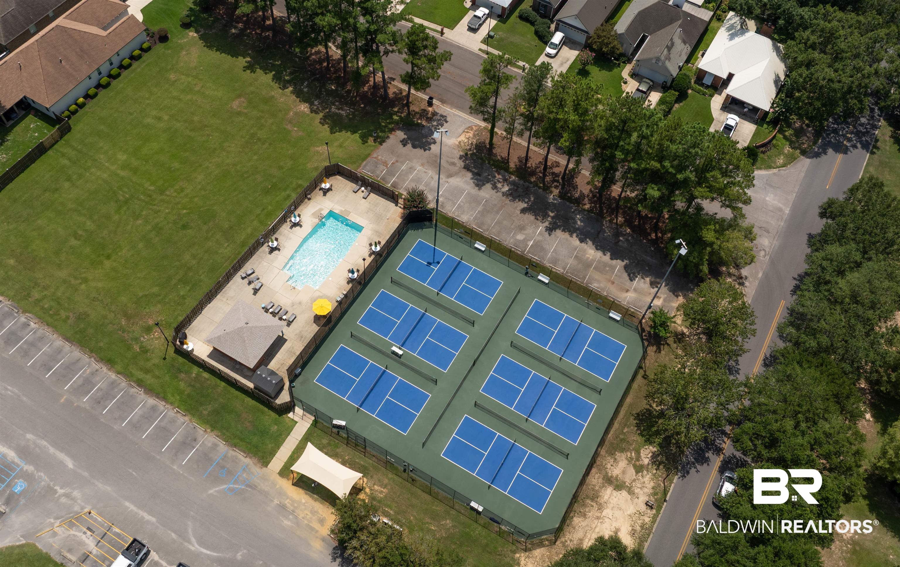 19741 Hunters Loop Fairhope, AL 36532 - Photo 39 of 42 Bird's eye view of a pool area