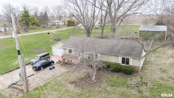 $120,000 | 404 South Kellogg Street, Yates City, IL 61572