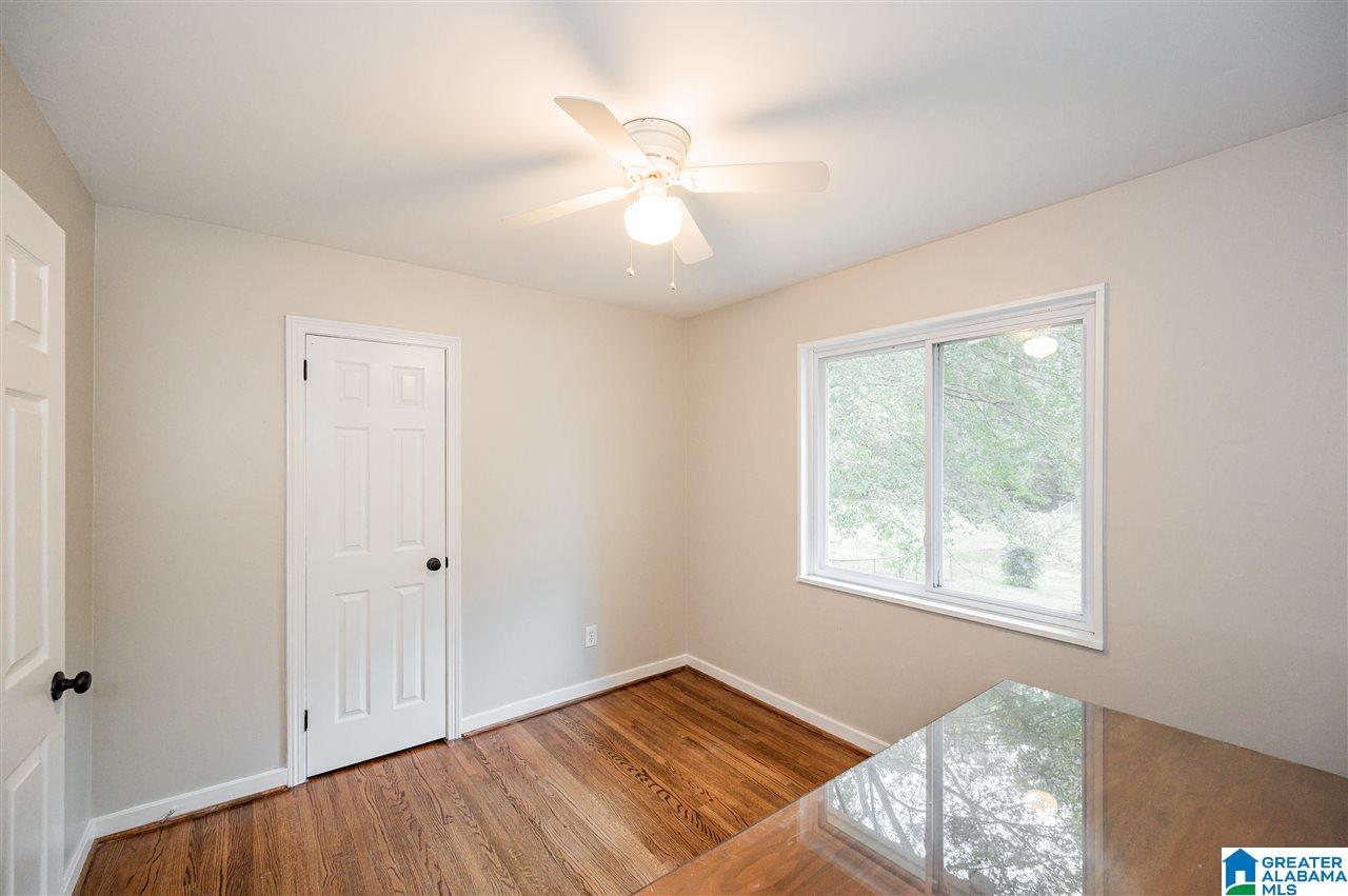 1524 Cresthill Road Birmingham, AL 35213 - Photo 26 of 33