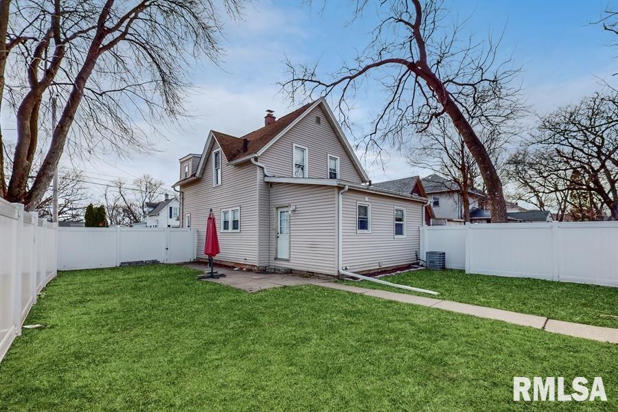 1707 28th Avenue Moline, IL 61265 - Photo 18 of 23 Gallery Image 18