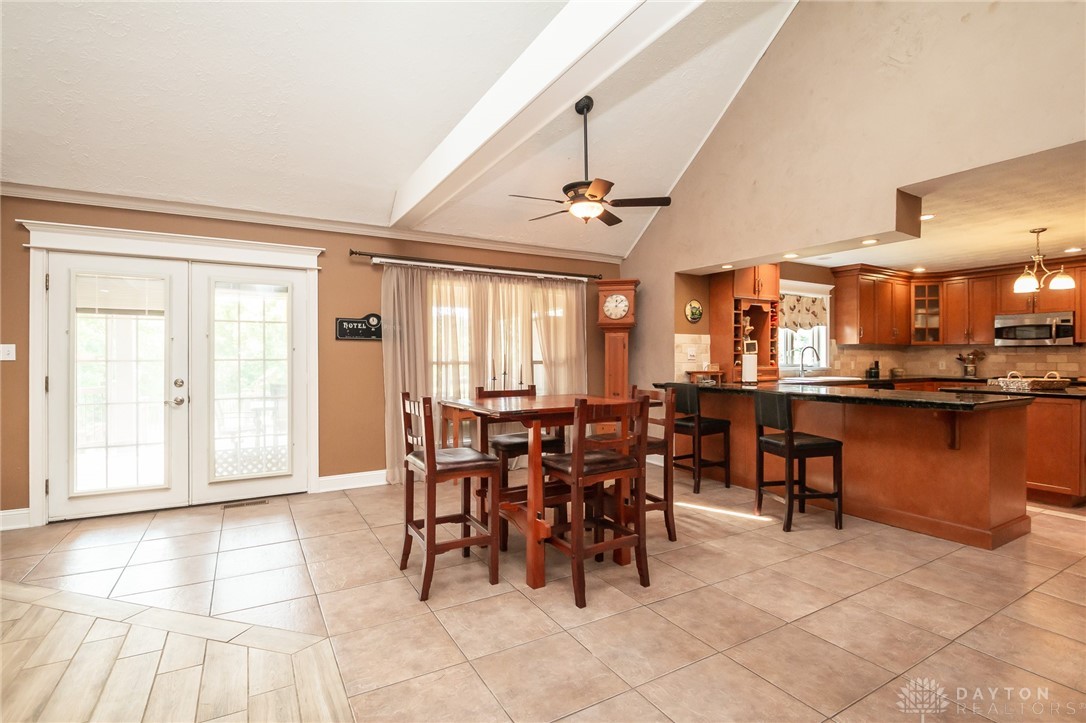 641 West Lower Springboro Road Springboro, OH 45066 - Photo 14 of 70 Gallery Image 14