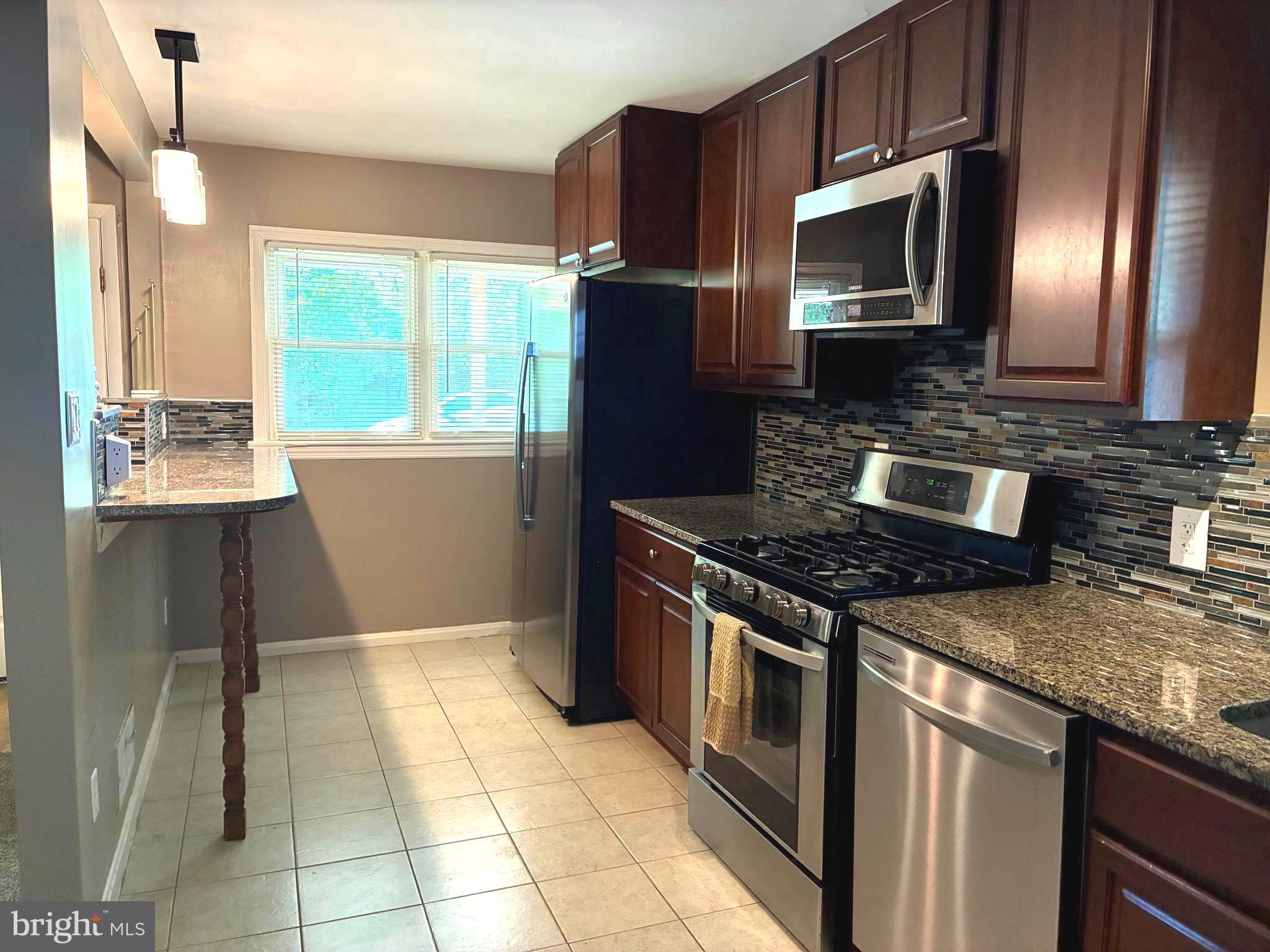 5112 Hollywood Road College Park, MD 20740 - Photo 10 of 28 Main Kitchen 2