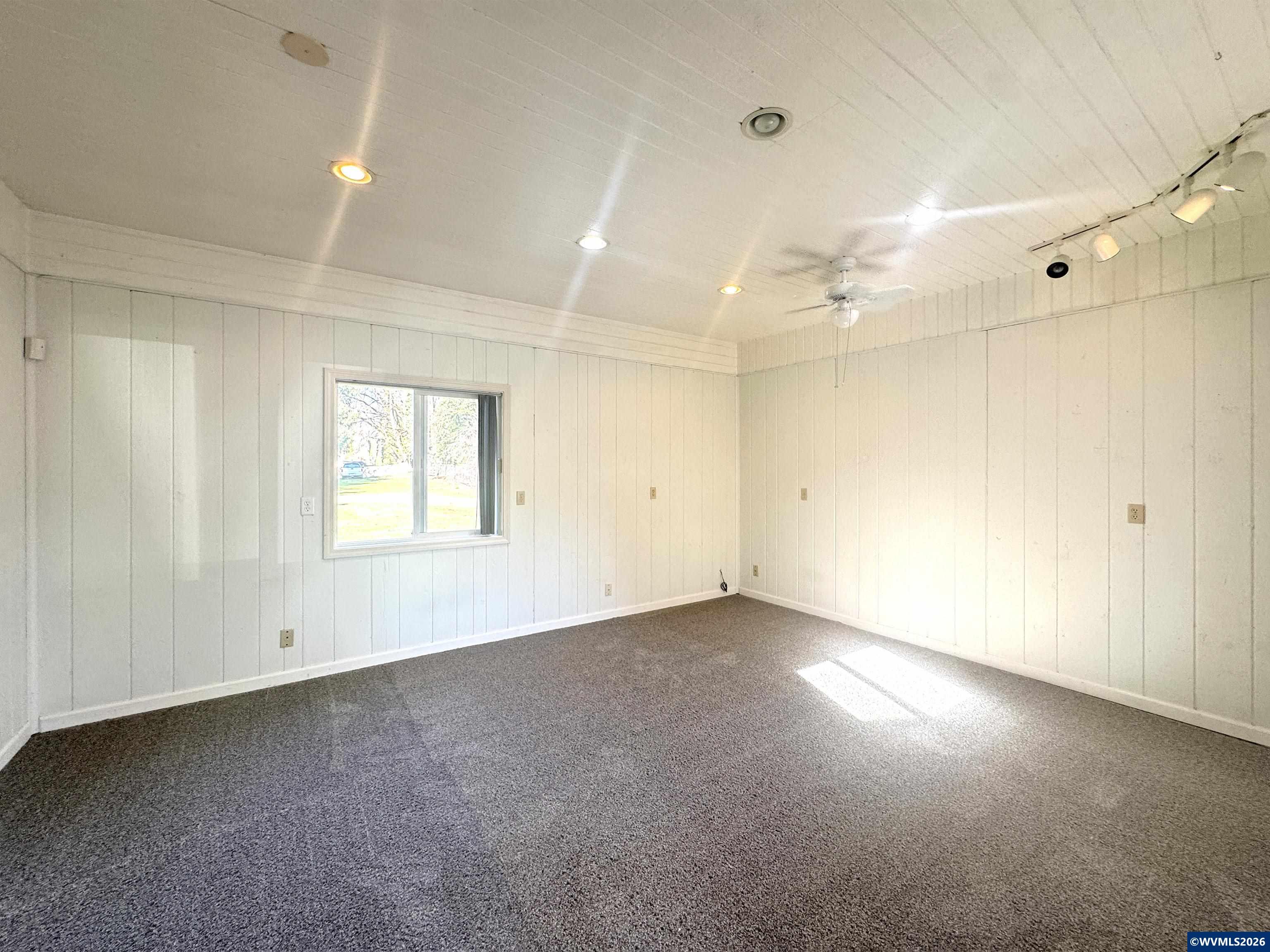 6898 Thurston Road Springfield, OR 97478 - Photo 24 of 37