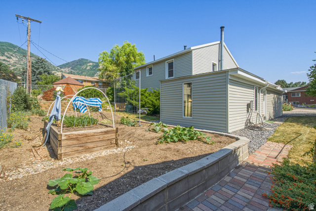 355 Aspen Way Centerville, UT 84014 - Photo 42 of 46
