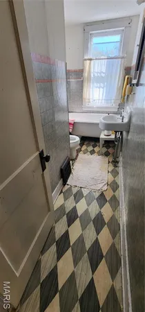 $75,000 | 20 East State Street, Chester, IL 62233