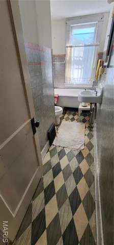 $75,000 | 20 East State Street, Chester, IL 62233