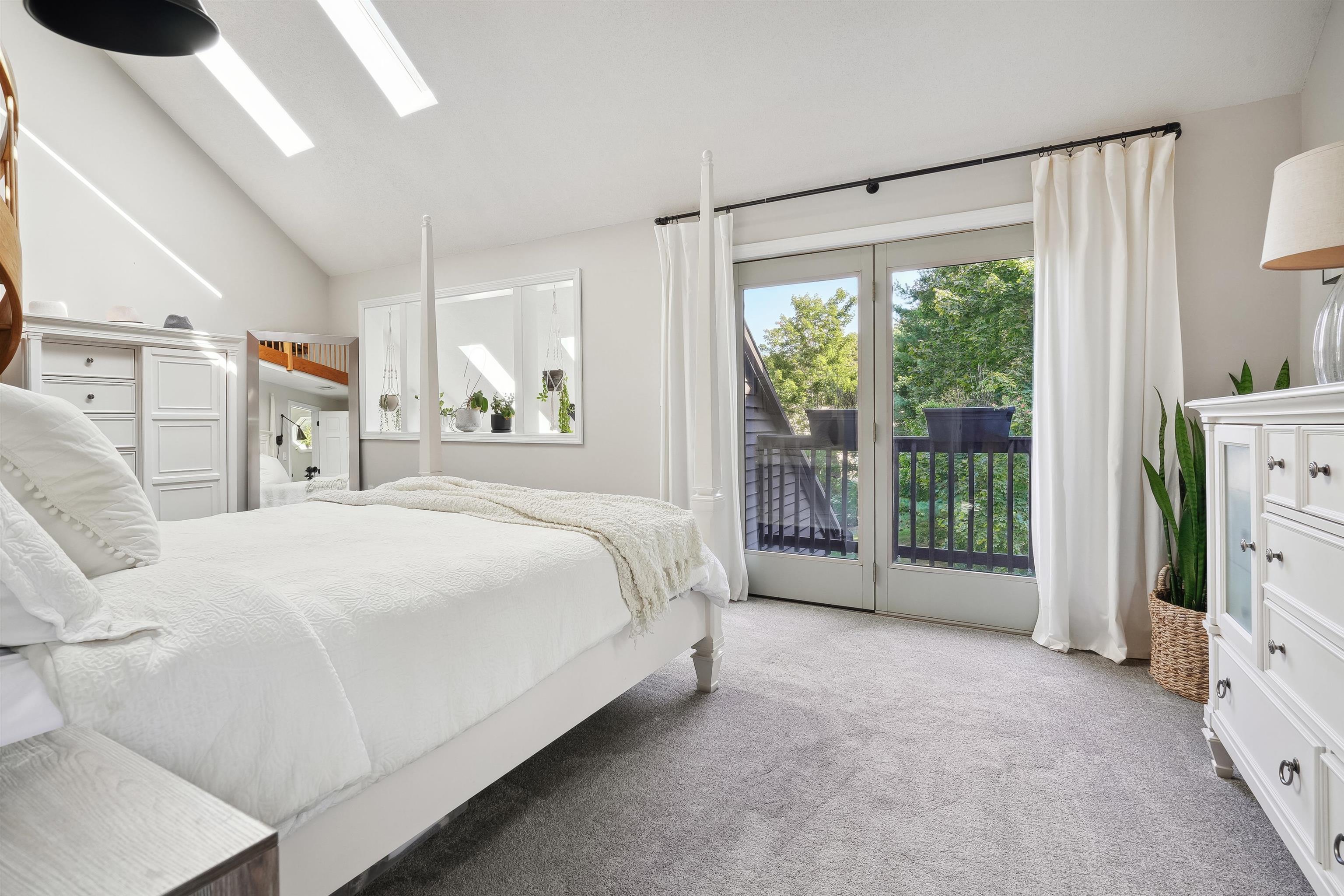 20 Stacey Circle Windham, NH 03087 - Photo 14 of 40