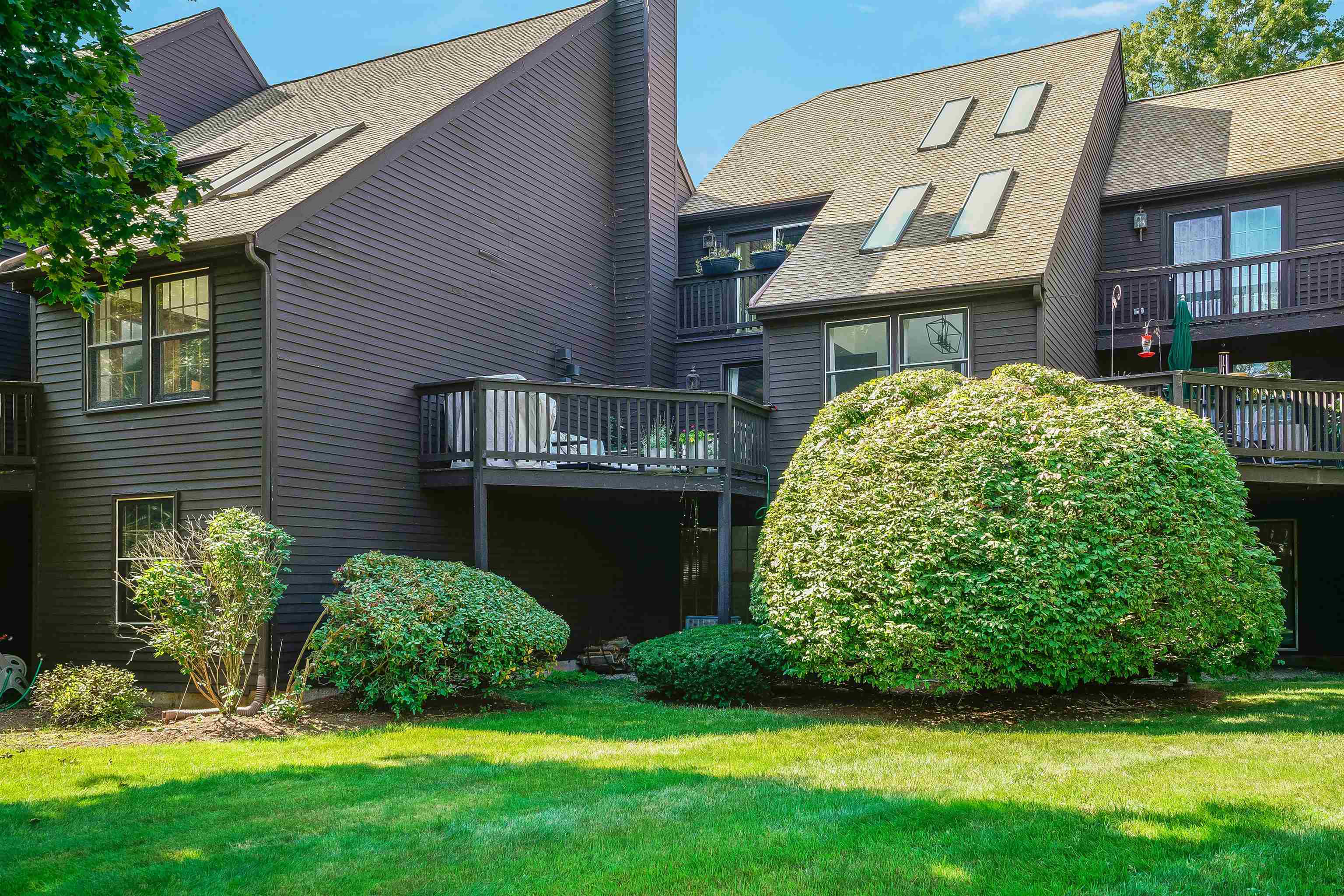 20 Stacey Circle Windham, NH 03087 - Photo 29 of 40