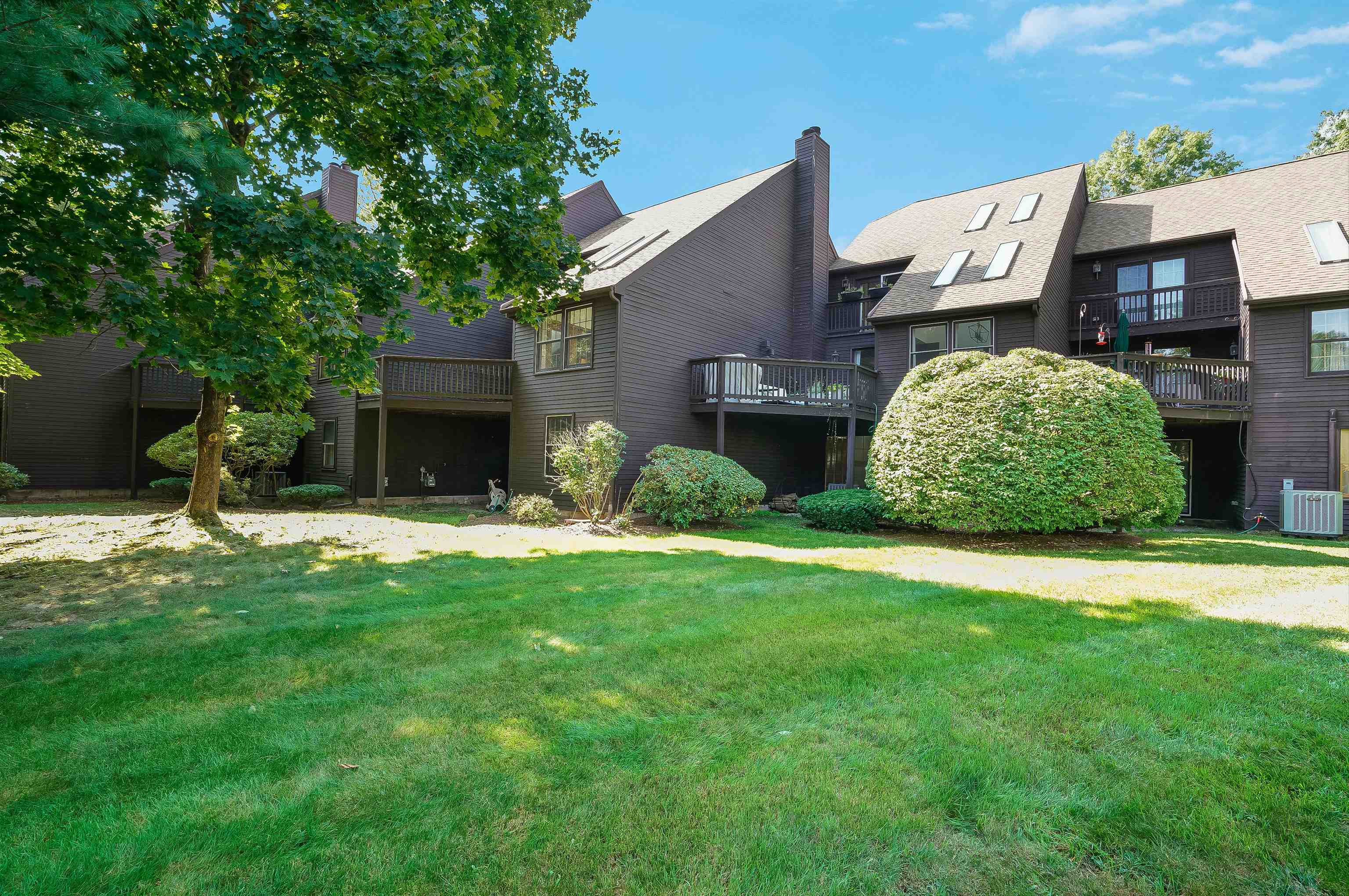 20 Stacey Circle Windham, NH 03087 - Photo 30 of 40