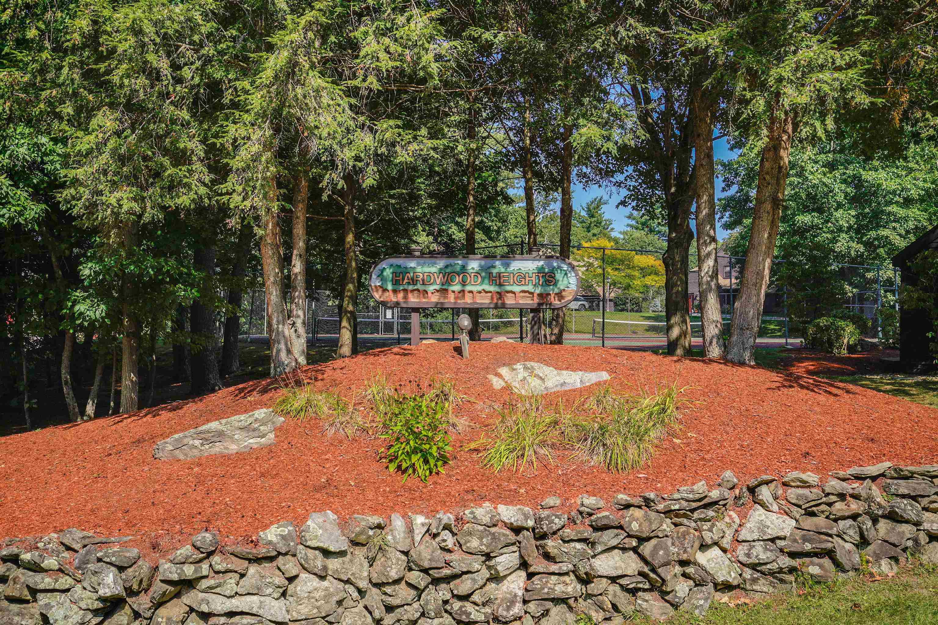 20 Stacey Circle Windham, NH 03087 - Photo 34 of 40