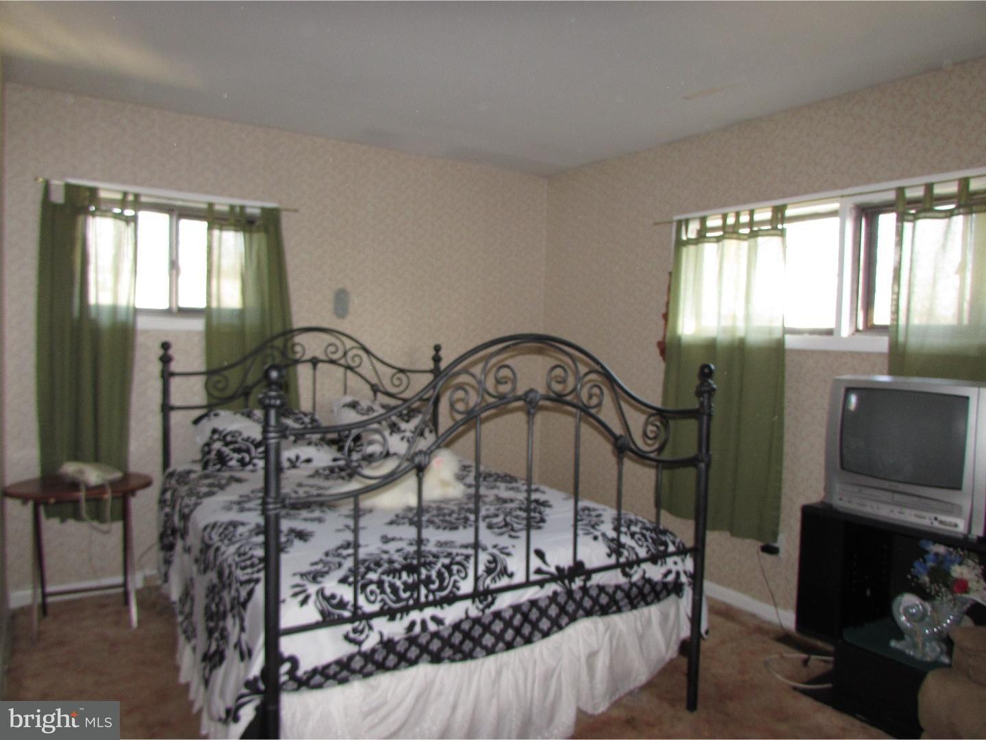 1211 Clements Bridge Road Deptford, NJ 08096 - Photo 8 of 16