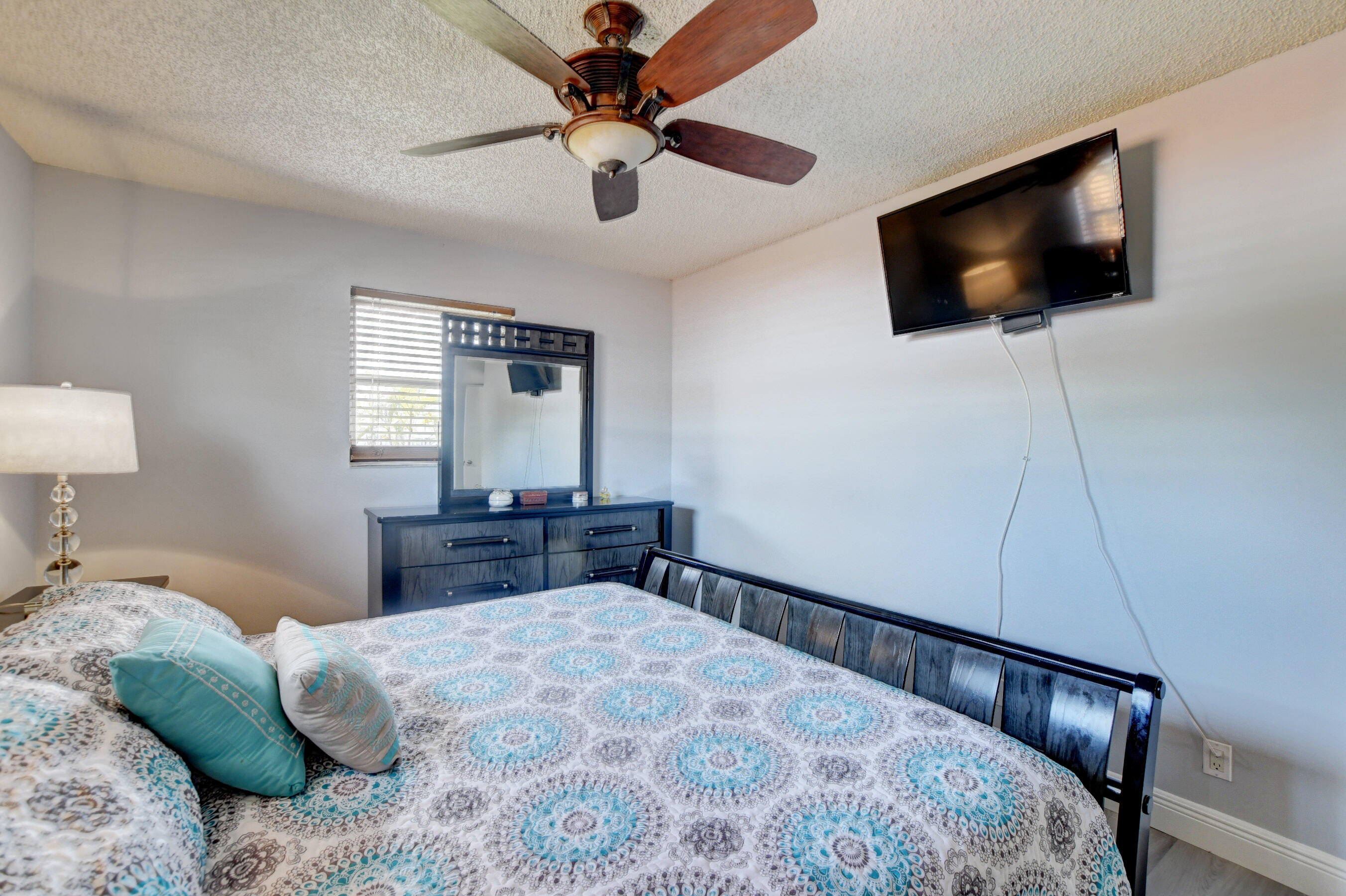 10092 Windtree Lane Boca Raton, FL 33428 - Photo 23 of 47 26_ebf_3703and4more