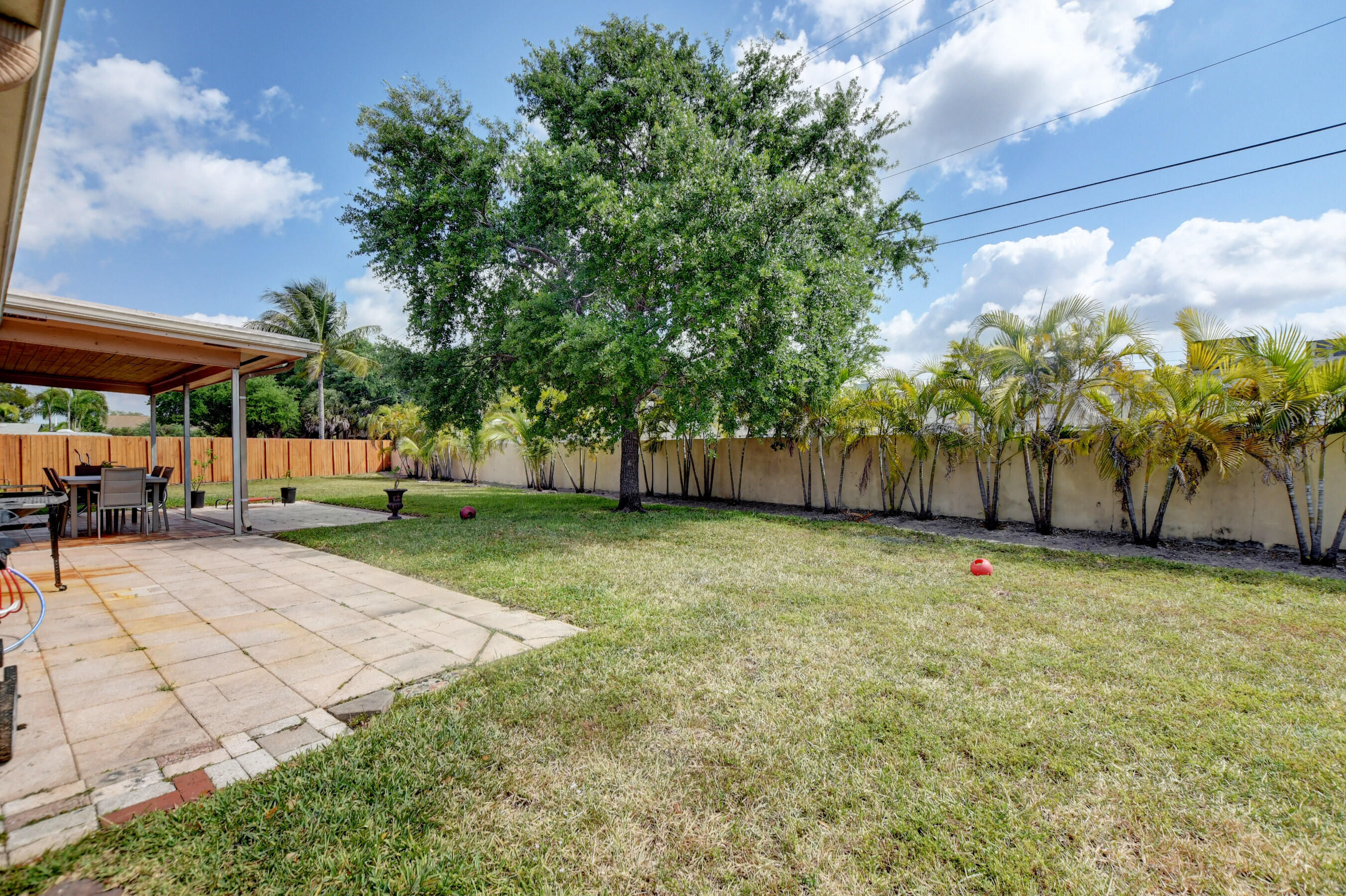 10092 Windtree Lane Boca Raton, FL 33428 - Photo 31 of 47 34_ebf_3743and4more