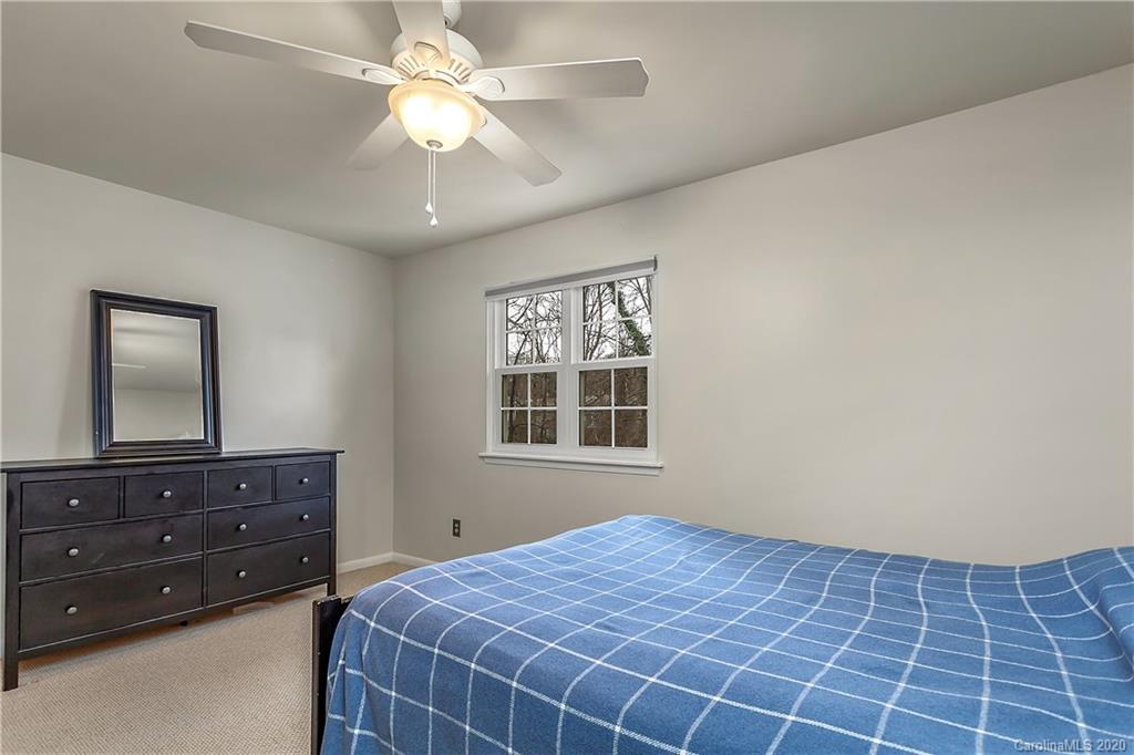 6015 Heath Valley Road Charlotte, NC 28210 - Photo 9 of 13 Gallery Image 9