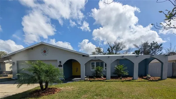 $549,000 | 4723 114th Street North, Madeira Beach, FL 33708