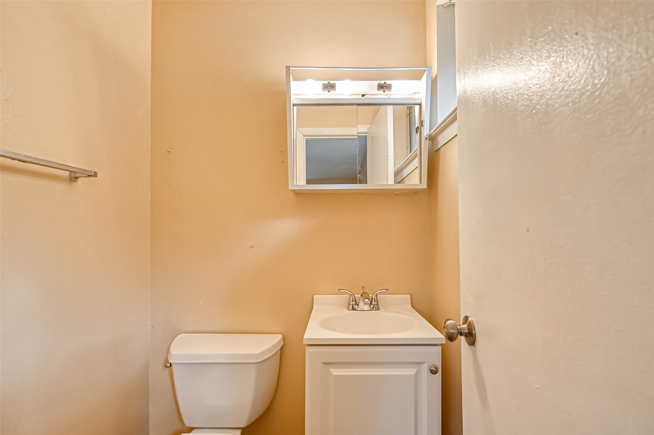 14427 Campden Hill Road Houston, TX 77045 - Photo 10 of 12