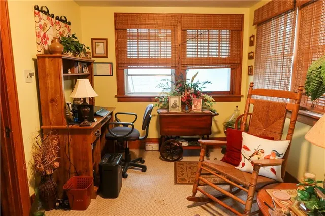 $130,000 | 1327 Lawrence Street, Emporia, KS 66801