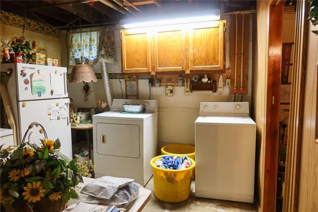 $130,000 | 1327 Lawrence Street, Emporia, KS 66801