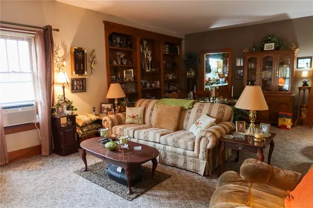 $130,000 | 1327 Lawrence Street, Emporia, KS 66801