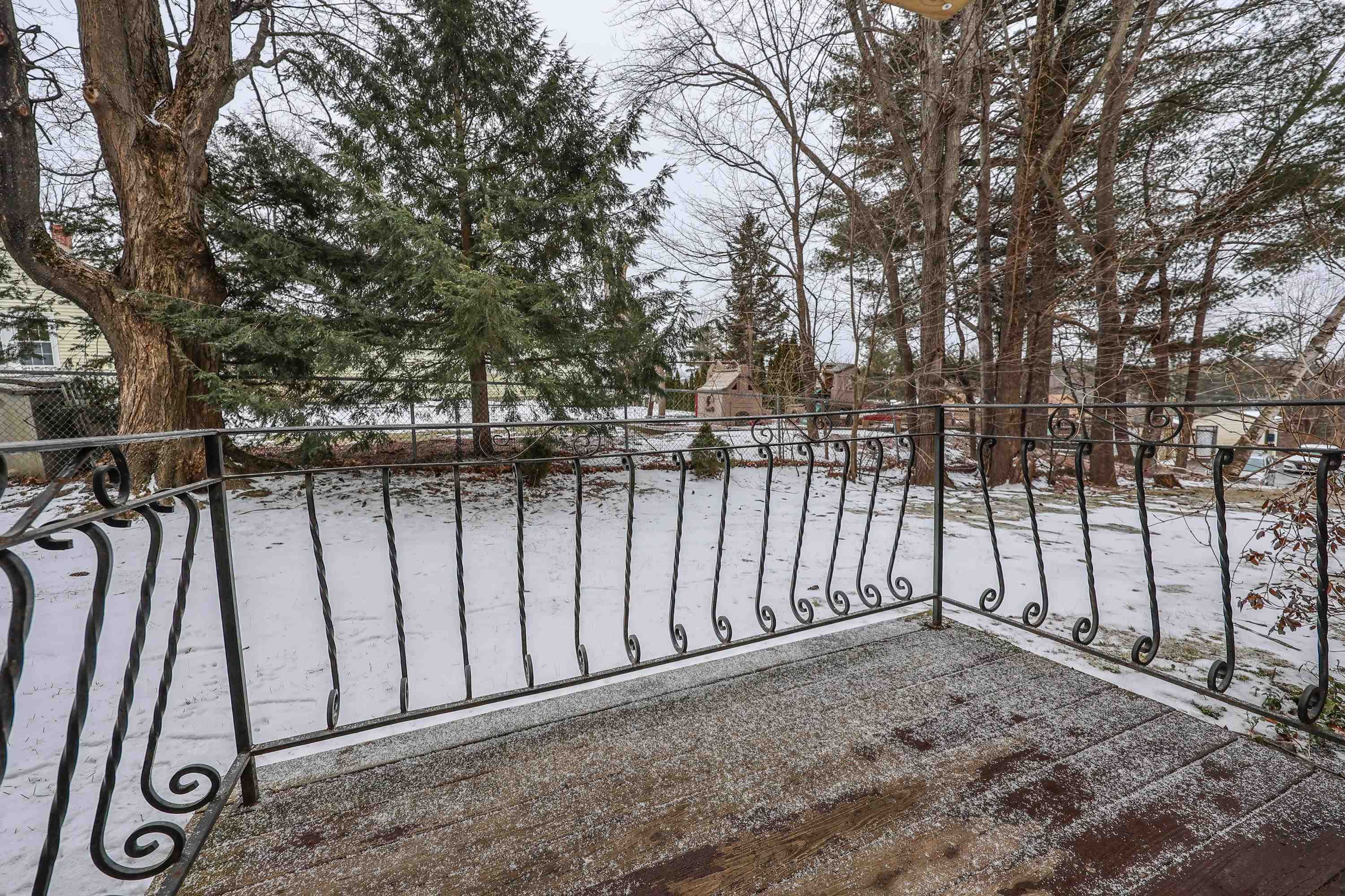 134 Mammoth Road, Unit 7 Hooksett, NH 03106 - Photo 11 of 22