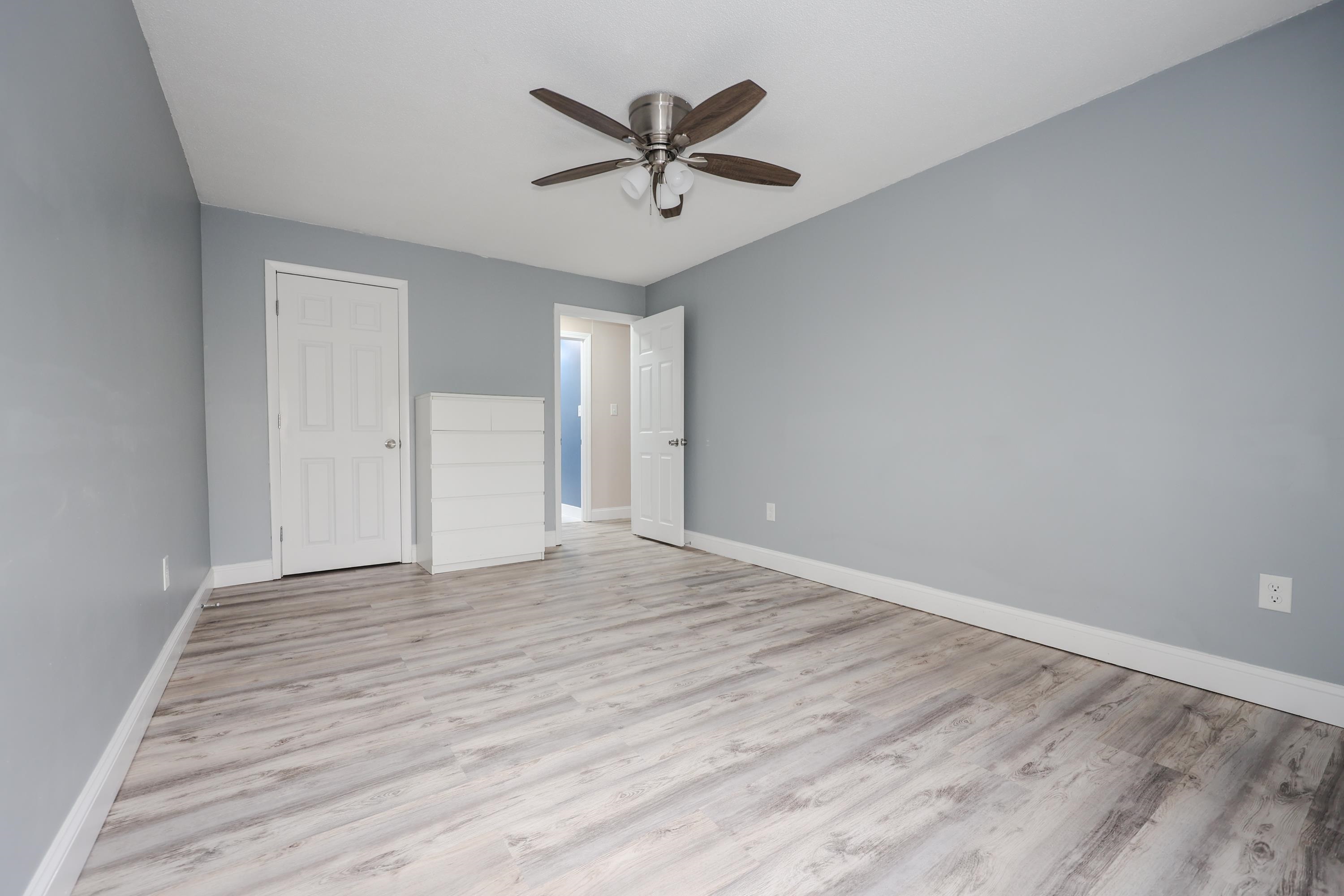 134 Mammoth Road, Unit 7 Hooksett, NH 03106 - Photo 5 of 22