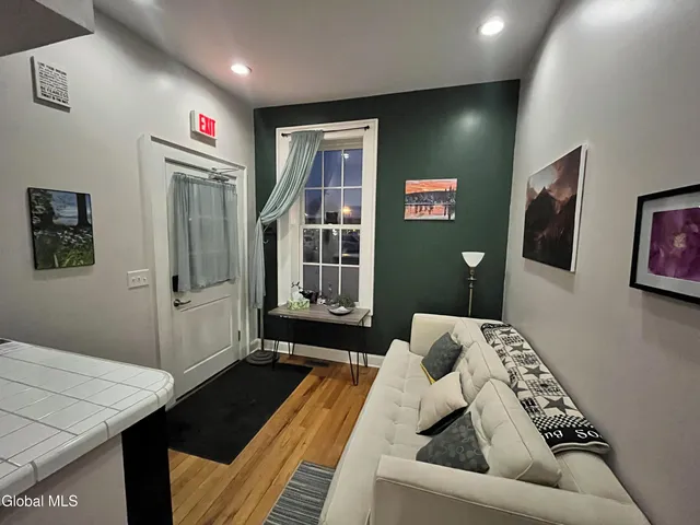 $2,200 | 51 Church Street, Unit A, Saratoga Springs, NY 12866