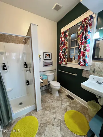 $2,200 | 51 Church Street, Unit A, Saratoga Springs, NY 12866