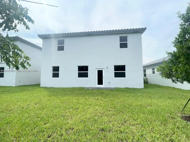 $4,300 | 2647 Southeast 8th Street, Homestead, FL 33030