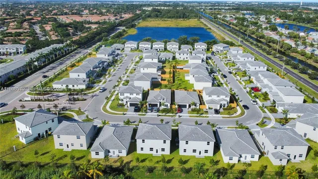 $4,300 | 2647 Southeast 8th Street, Homestead, FL 33030