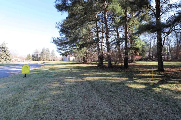 $17,999 | Crooked Limb Court, Flushing, MI 48433