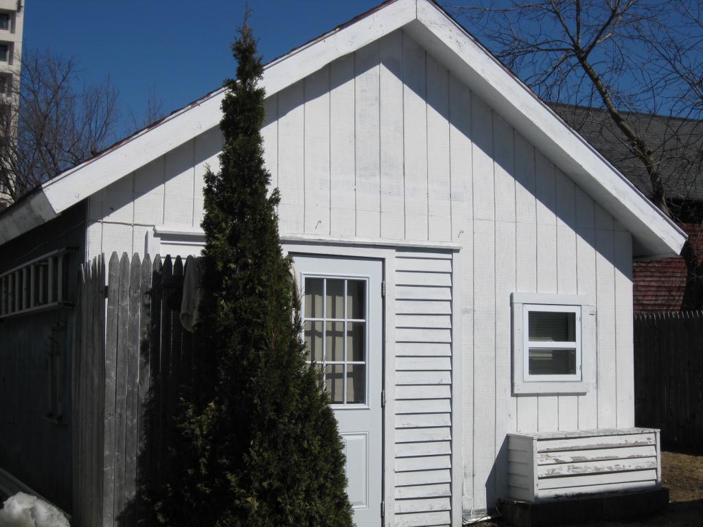 27 Terrill Street Rutland, VT 05701 - Photo 9 of 12