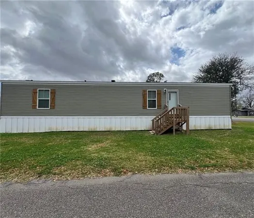 $115,000 | 102 Gibson Street, Raceland, LA 70394