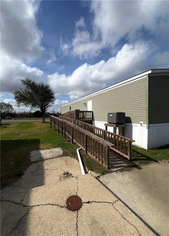 102 Gibson Street Raceland, LA 70394 - Photo 3 of 12