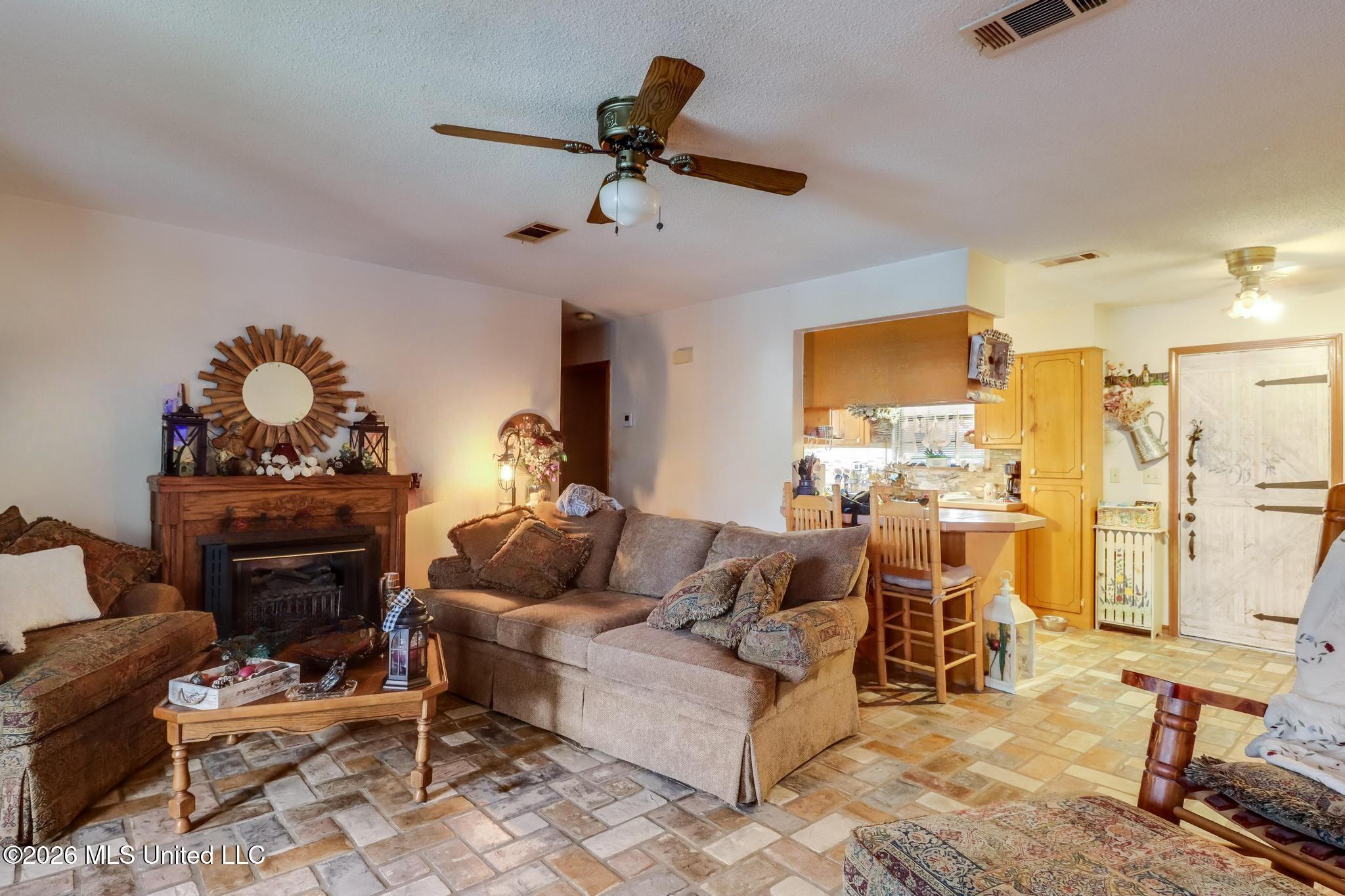 123 Carl Taylor Road Wiggins, MS 39577 - Photo 6 of 17 Living Room